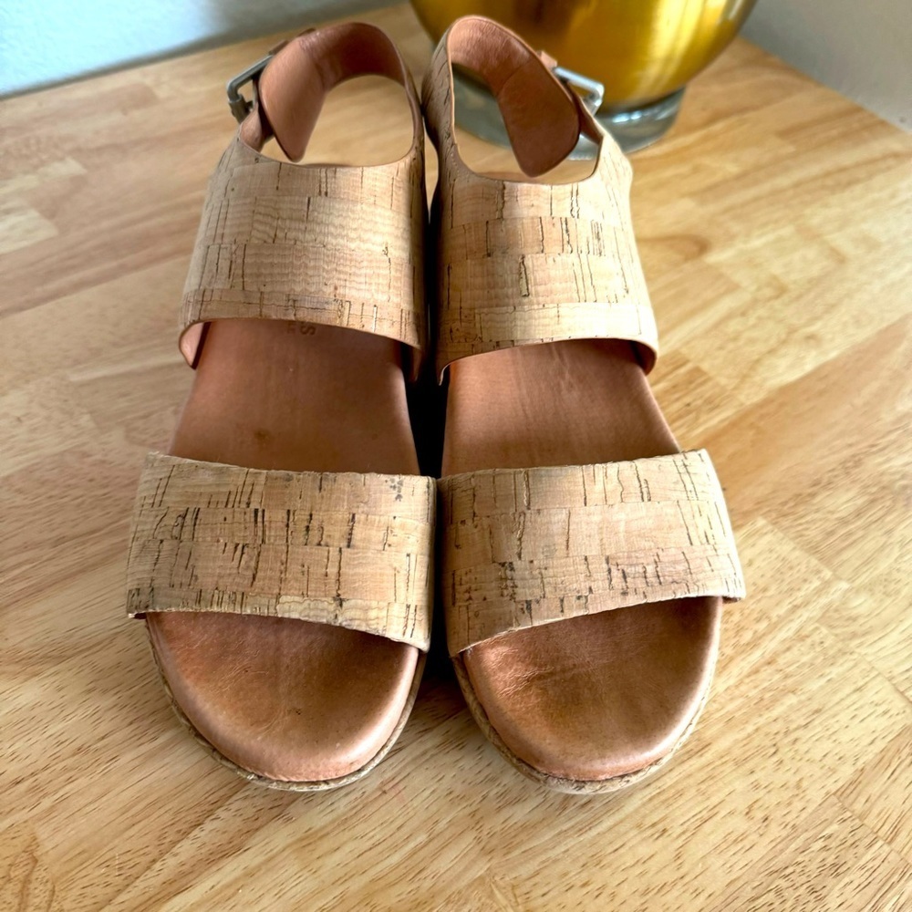 Gentle Souls by Kenneth Cole Women's Lori Platform Sandals Size 7.5 - Picture 4 of 15